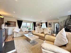 Photo 1- click for photo gallery